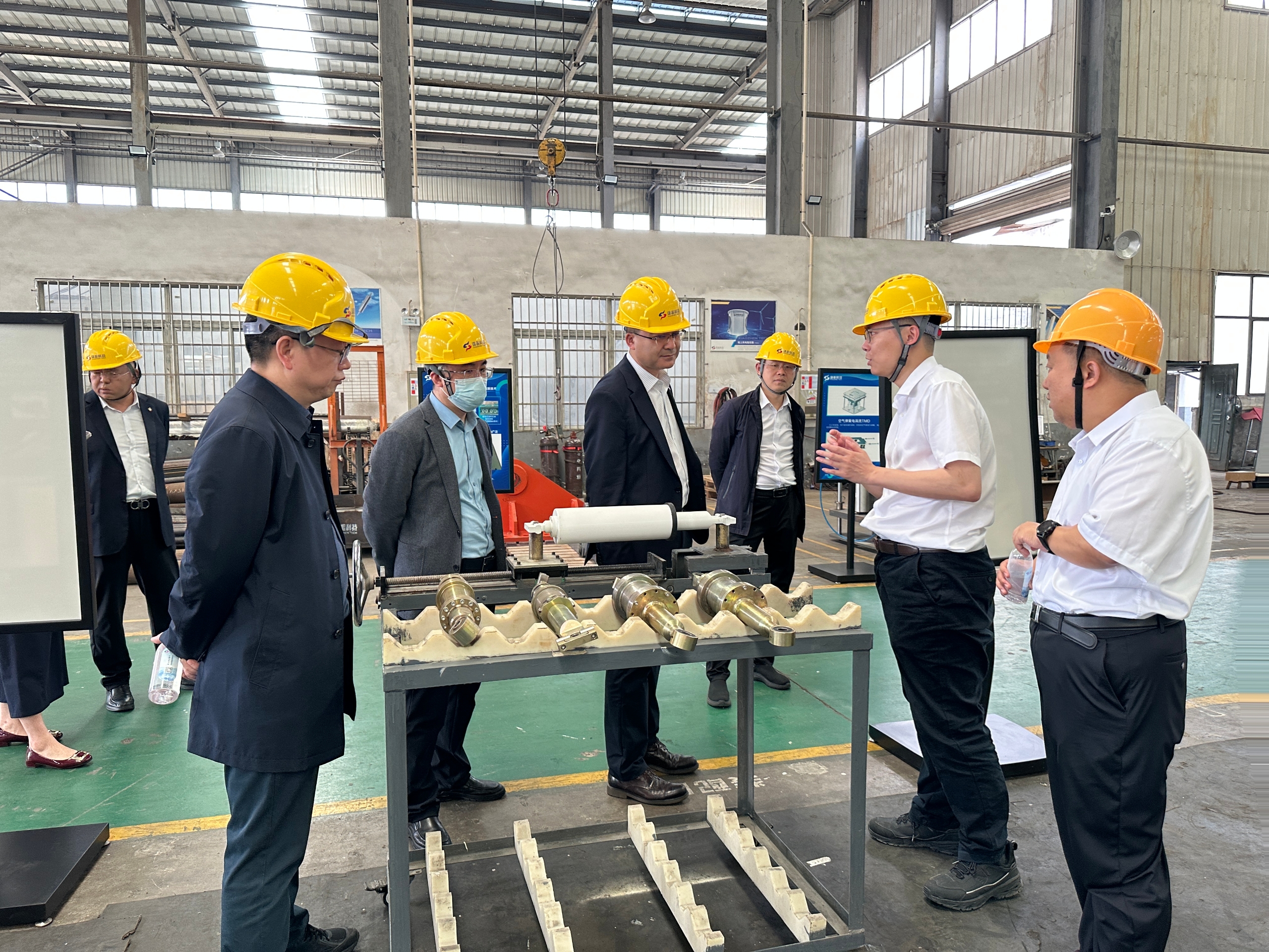 招商交科黨委書記、董事長張華一行調研瀟振科技 招商交科黨委書記、董事長張華一行調研瀟振科技